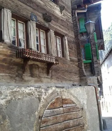 Daire Historische Maisonettewohnung Bis 10 Gaeste, Magic Pass Belalp, Rosswald Und Mehr Naters