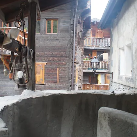 Historische Maisonettewohnung Bis 9 Gaeste, Magic Pass Belalp, Rosswald Und Mehr Apartment *