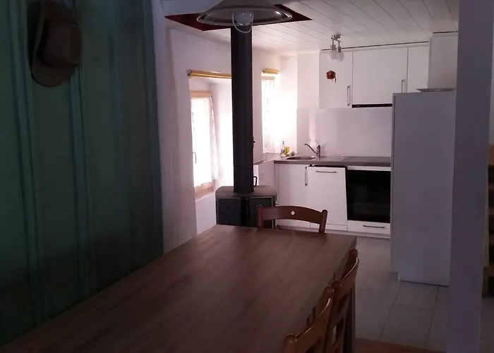 Historische Maisonettewohnung Bis 10 Gaeste, Magic Pass Belalp, Rosswald Und Mehr Lägenhet