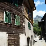 Historische Maisonettewohnung Bis 10 Gaeste, Magic Pass Belalp, Rosswald Und Mehr Naters